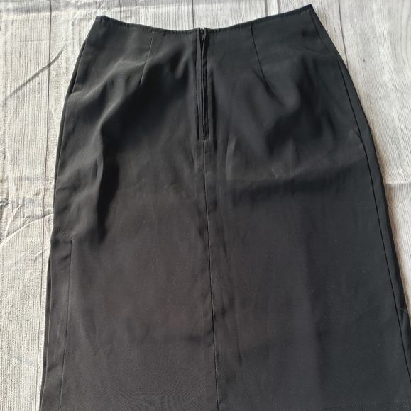 2 skirts bundle. 1 Black and 1 Tan pencil skirt with side split back zip. - Picture 7 of 10